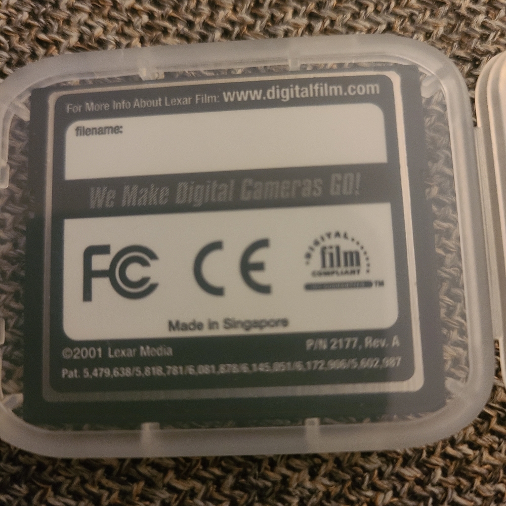 Lexar 16MB CompactFlash Card - Picture 3 of 4